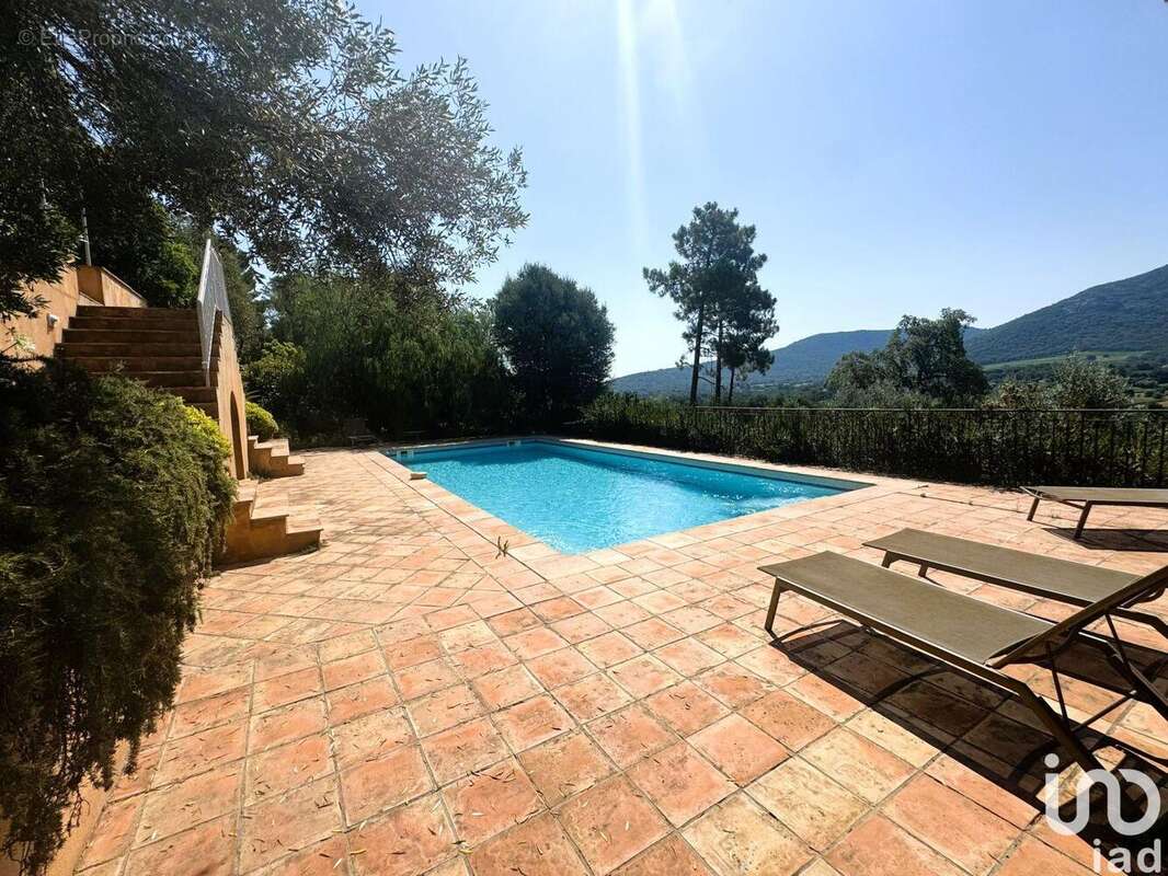 Photo 2 - Maison à PLAN-DE-LA-TOUR