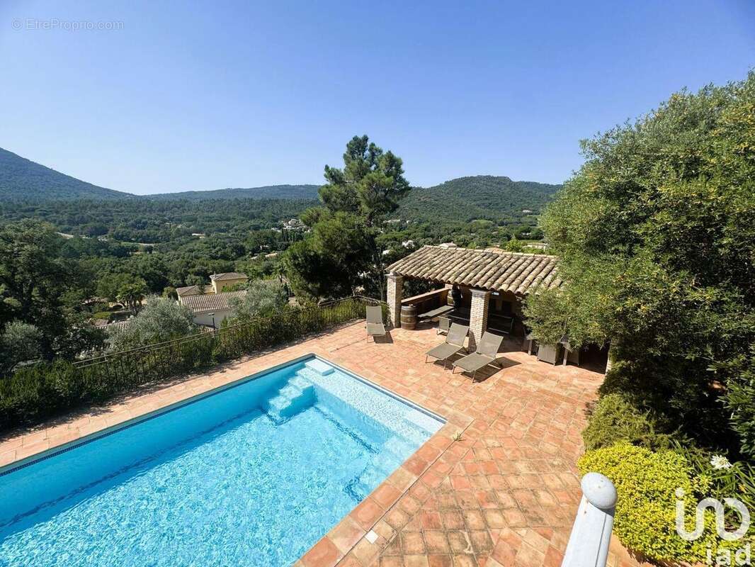 Photo 3 - Maison à PLAN-DE-LA-TOUR