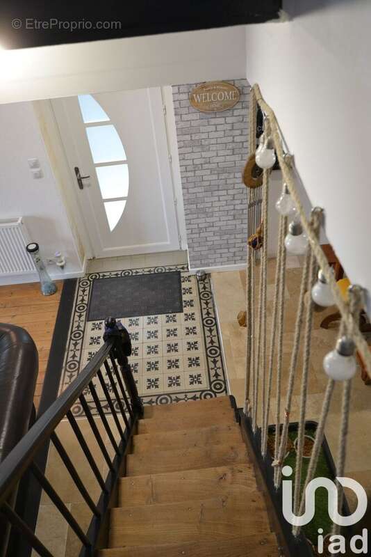 Photo 2 - Maison à CHATEAUBERNARD