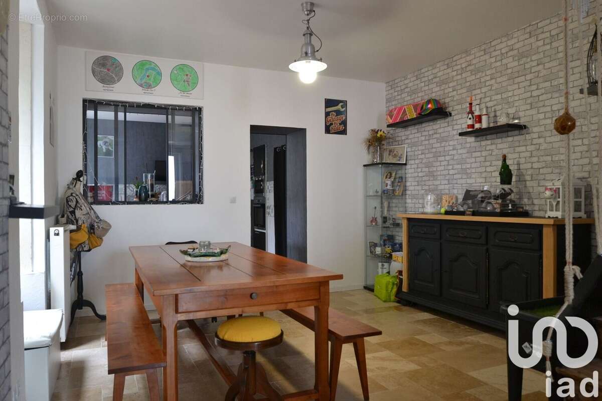 Photo 4 - Maison à CHATEAUBERNARD