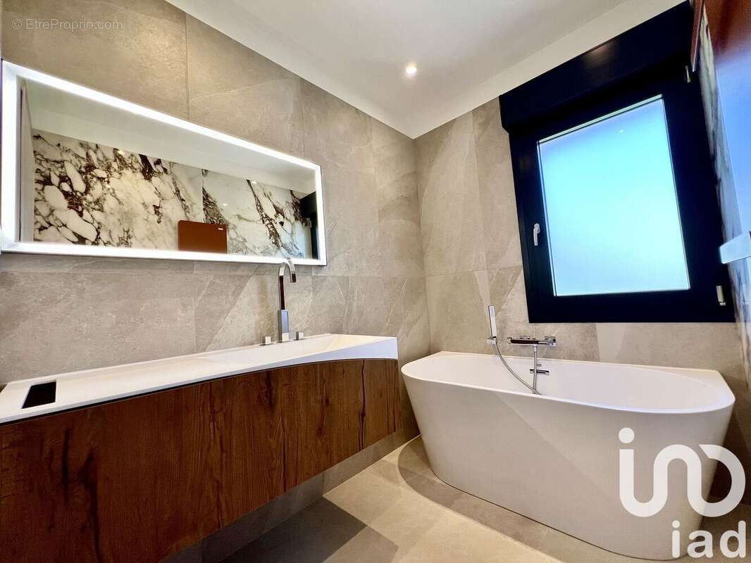 Photo 8 - Maison à SAINT-RAPHAEL