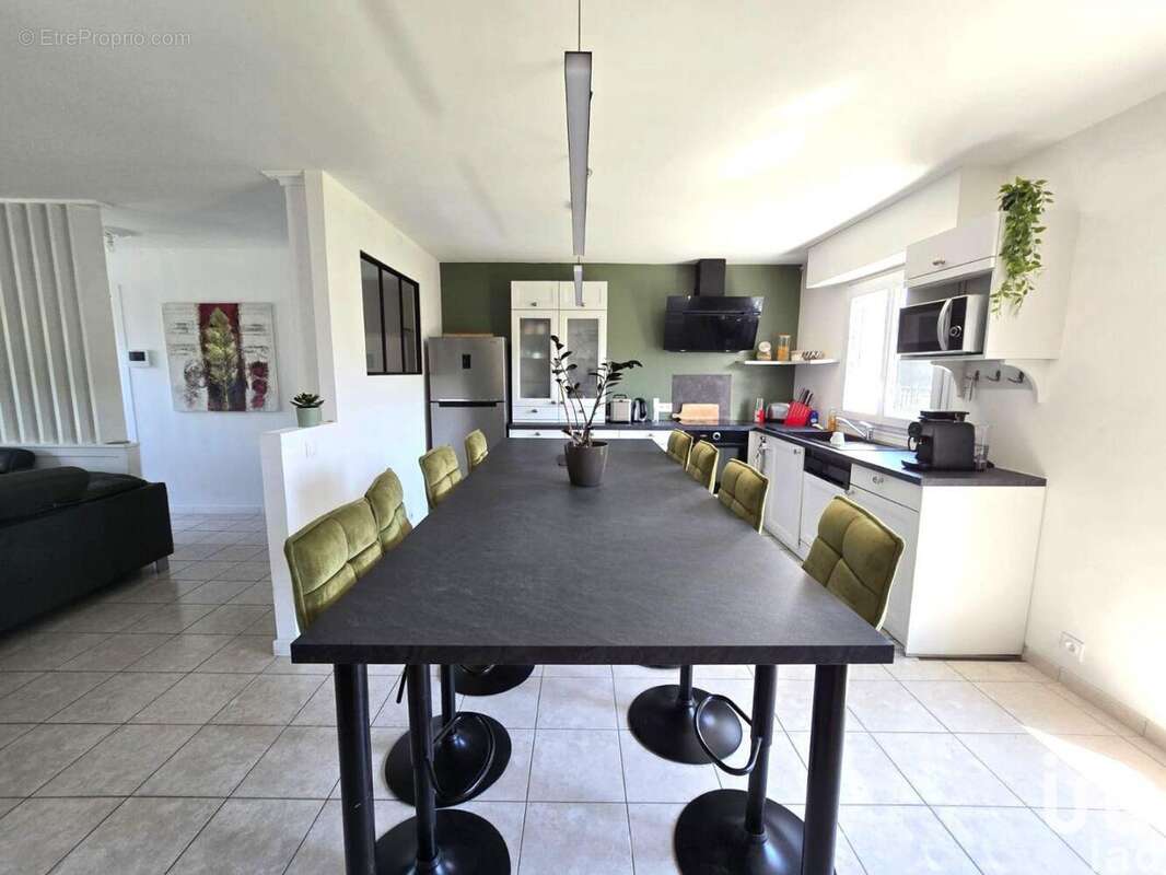 Photo 2 - Maison à AVRILLE