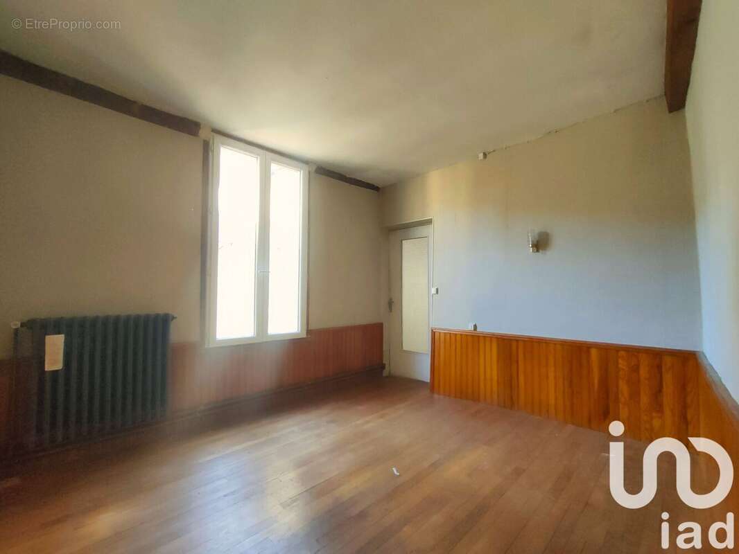 Photo 5 - Maison à VILLENEUVE-L&#039;ARCHEVEQUE