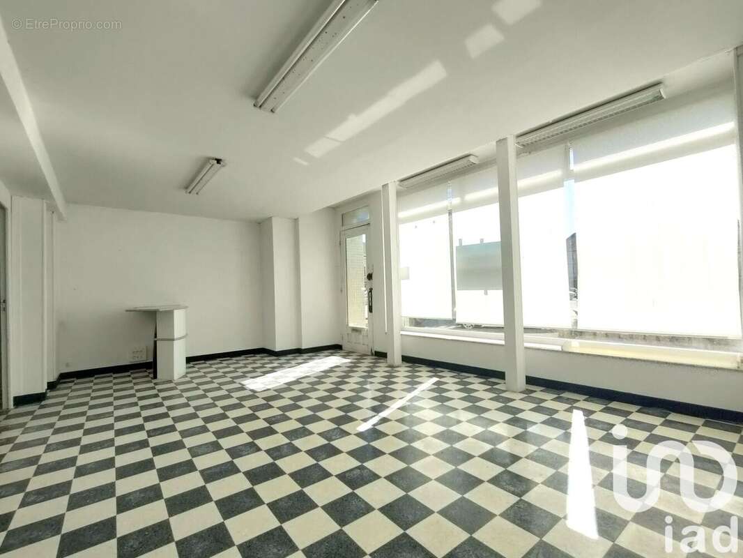 Photo 8 - Maison à VILLENEUVE-L&#039;ARCHEVEQUE