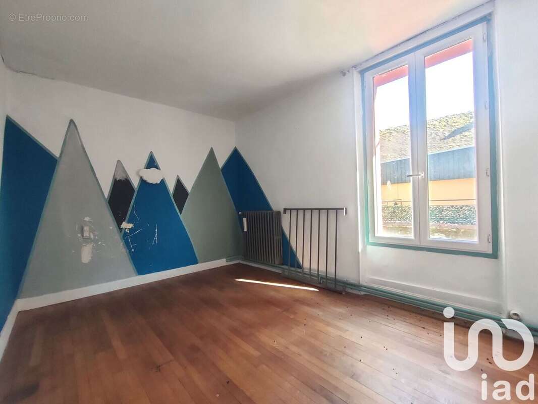 Photo 9 - Maison à VILLENEUVE-L&#039;ARCHEVEQUE