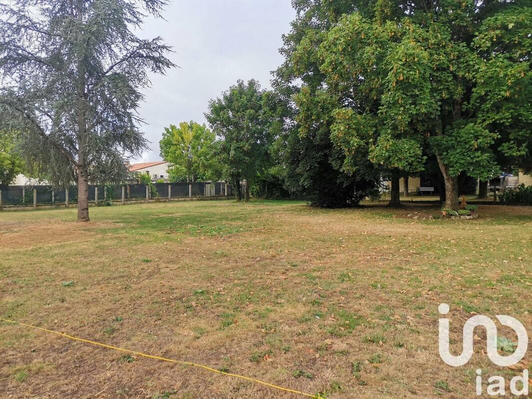 Photo 2 - Terrain à PISANY