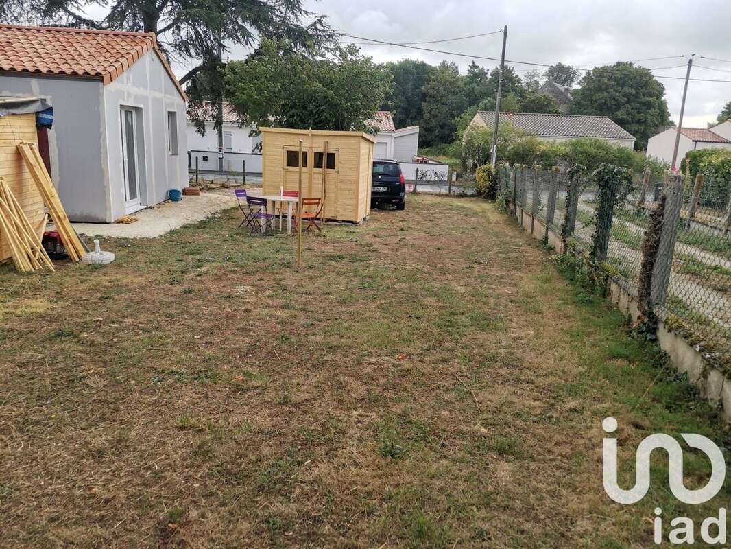 Photo 4 - Terrain à PISANY