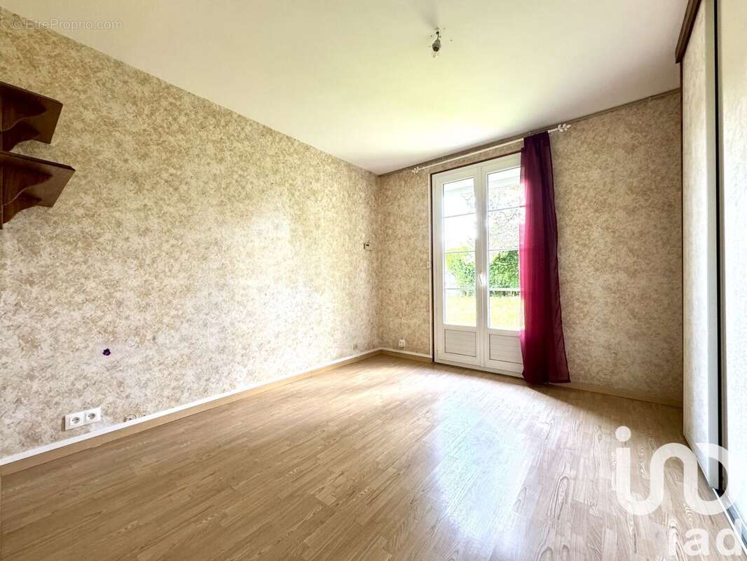 Photo 9 - Maison à LA CHAPELLE-GAUTHIER