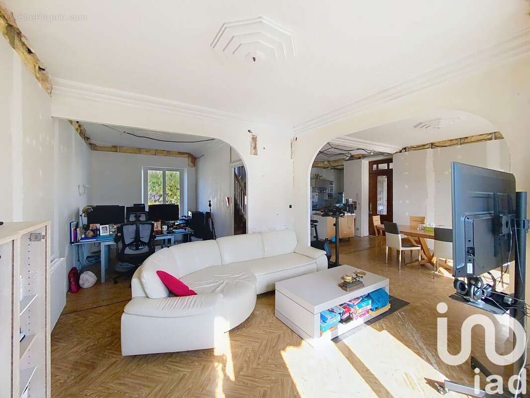 Photo 6 - Maison à TERRASSON-LAVILLEDIEU