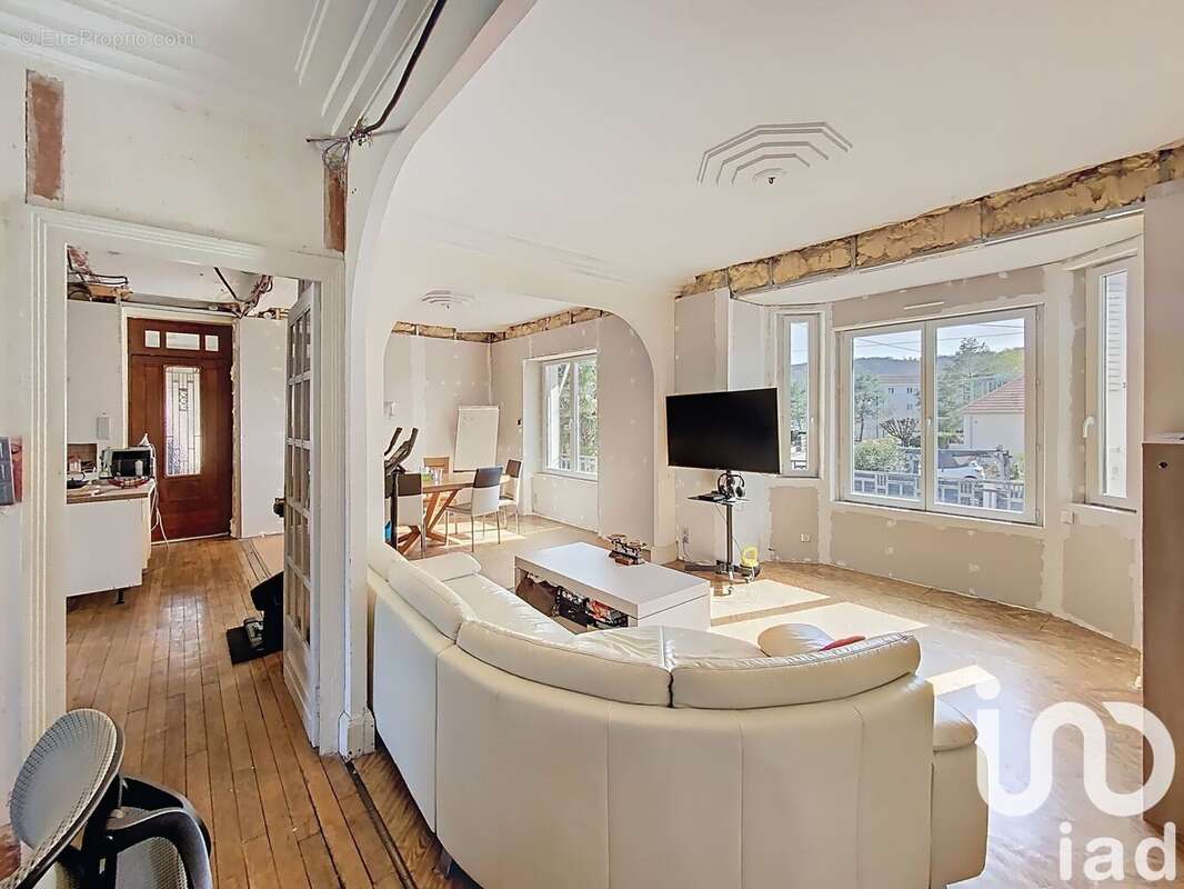 Photo 9 - Maison à TERRASSON-LAVILLEDIEU