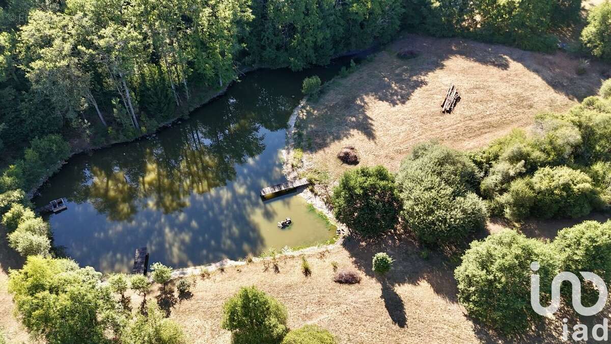 Photo 3 - Terrain à SAINT-ESTEPHE