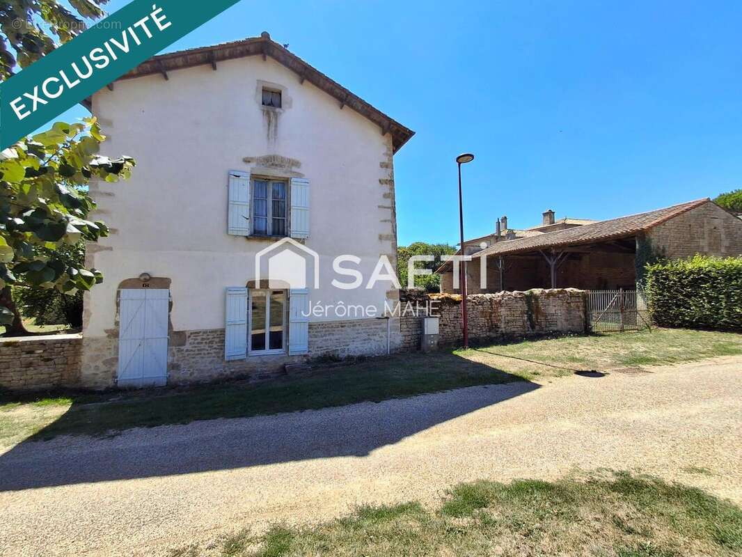 Photo 2 - Maison à SAINT-ROMANS-LES-MELLE