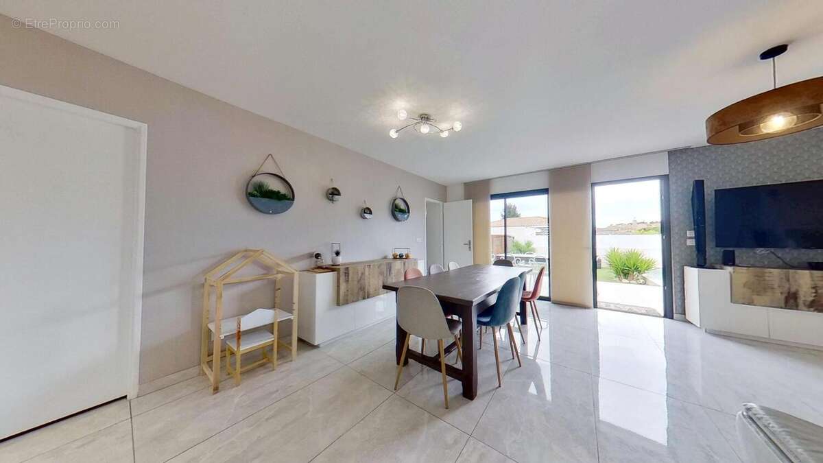 Photo 5 - Maison à CALVISSON