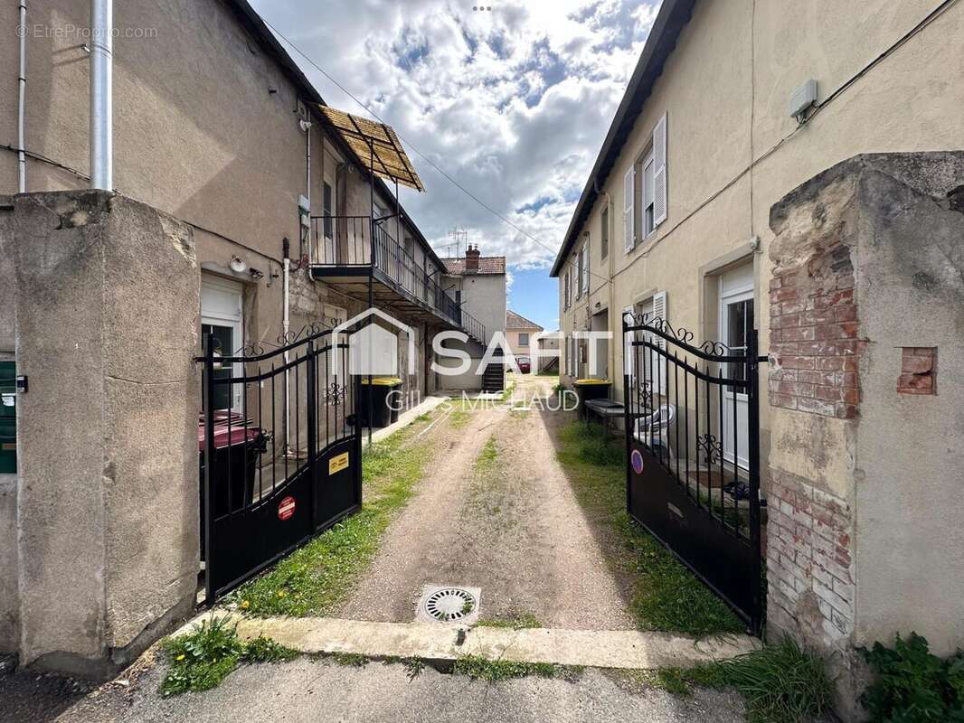 Photo 2 - Appartement à ROANNE