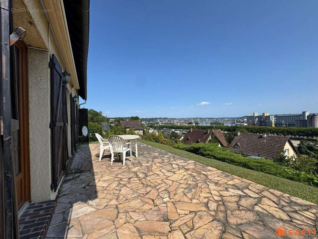 Photo 2 - Maison à CANTELEU