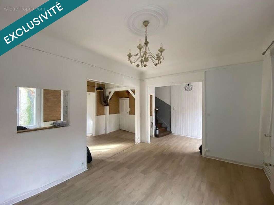 Photo 2 - Maison à SAINT-QUENTIN