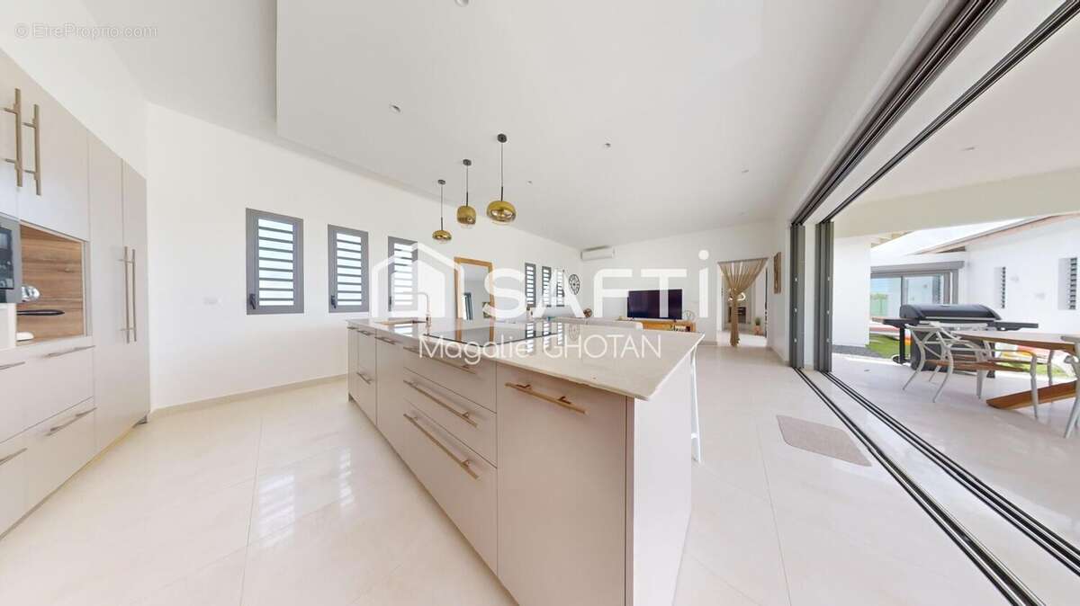 Photo 2 - Maison à LE MOULE