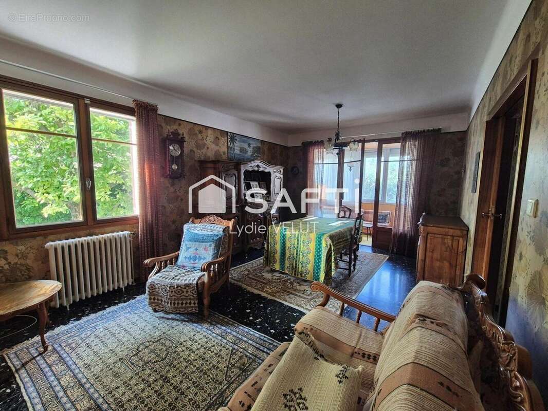 Photo 3 - Maison à EYGUIERES