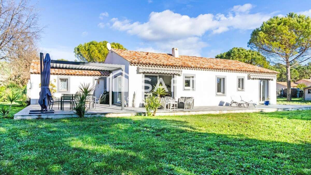 Photo 2 - Maison à BAGNOLS-EN-FORET