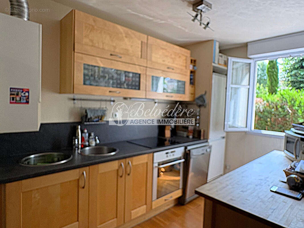 Appartement à LE PLESSIS-BOUCHARD