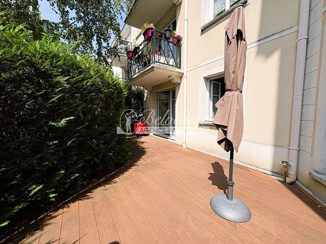 Appartement à LE PLESSIS-BOUCHARD