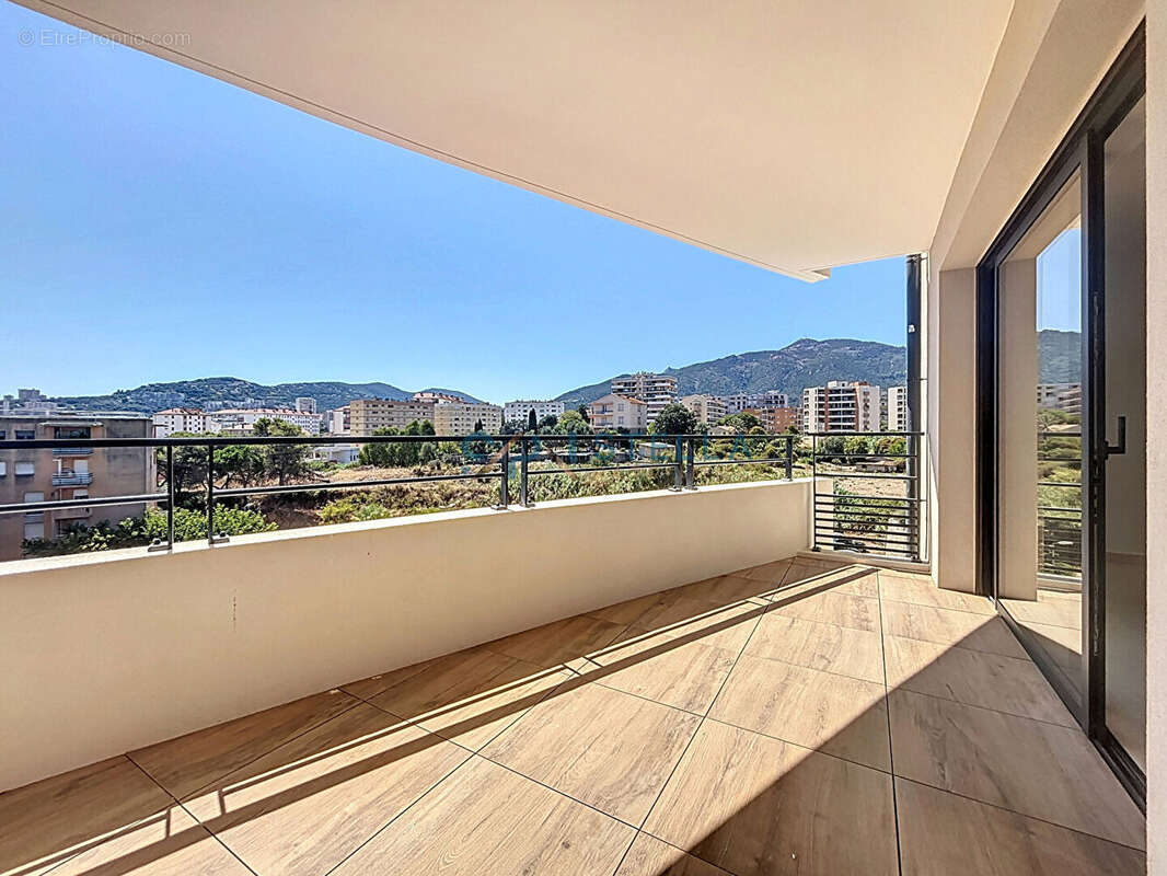 Appartement à AJACCIO
