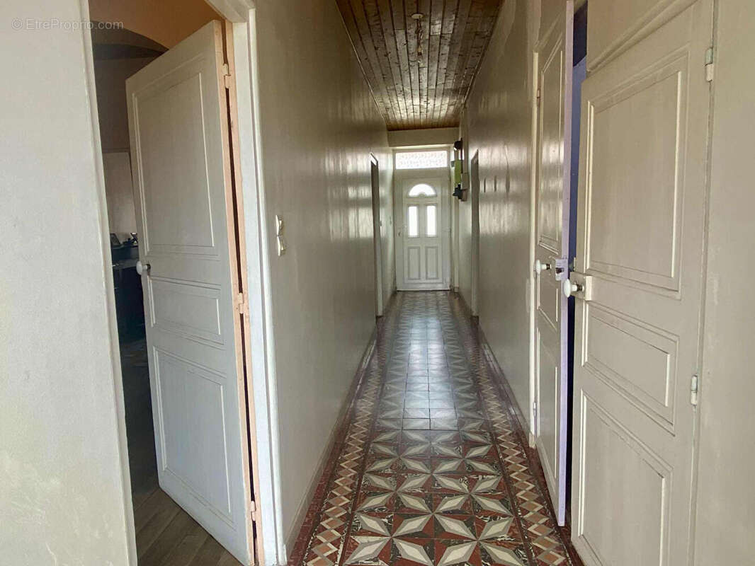 Maison à LA CHAPELLE-SAINT-REMY