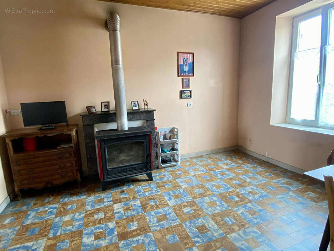 Maison à LA CHAPELLE-SAINT-REMY