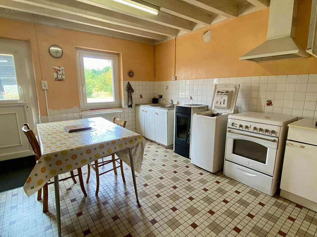 Maison à LA CHAPELLE-SAINT-REMY