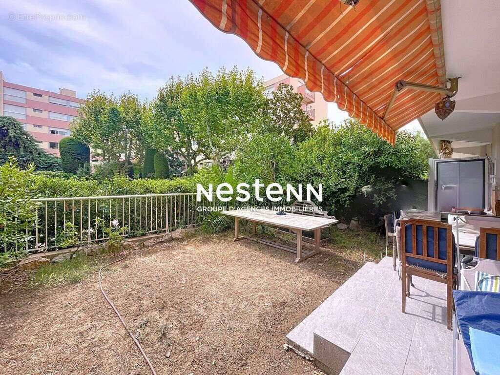 Appartement à VALLAURIS