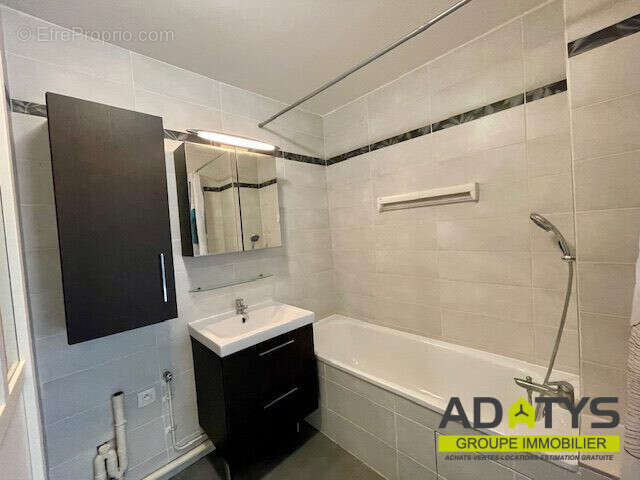 Appartement à COURCHELETTES