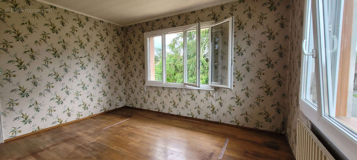 Maison à CHAMPAGNOLE