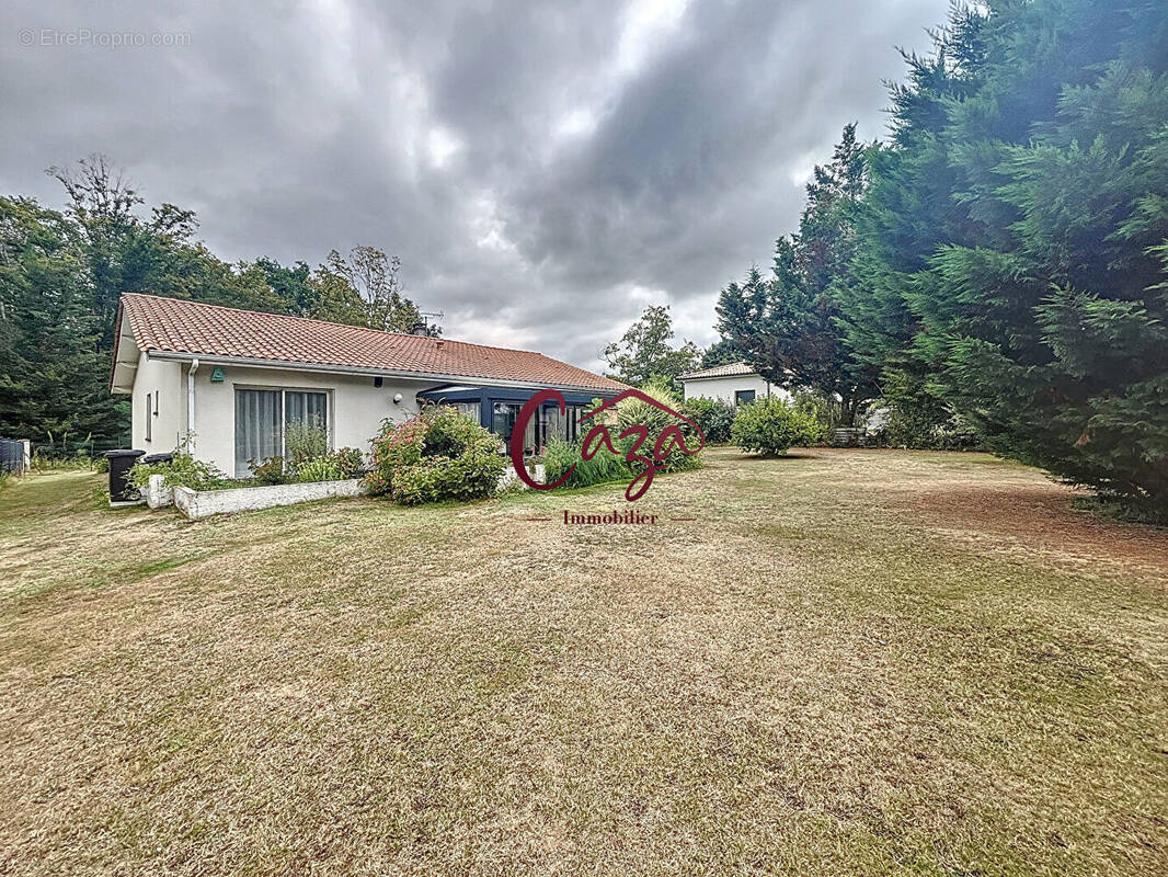 Maison à CAMBLANES-ET-MEYNAC