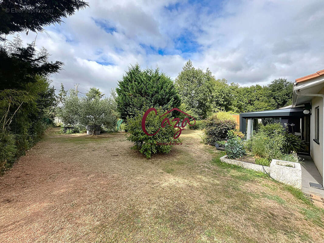 Maison à CAMBLANES-ET-MEYNAC