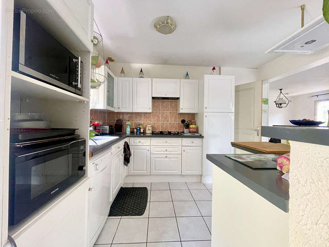 Maison à SAINT-LYPHARD