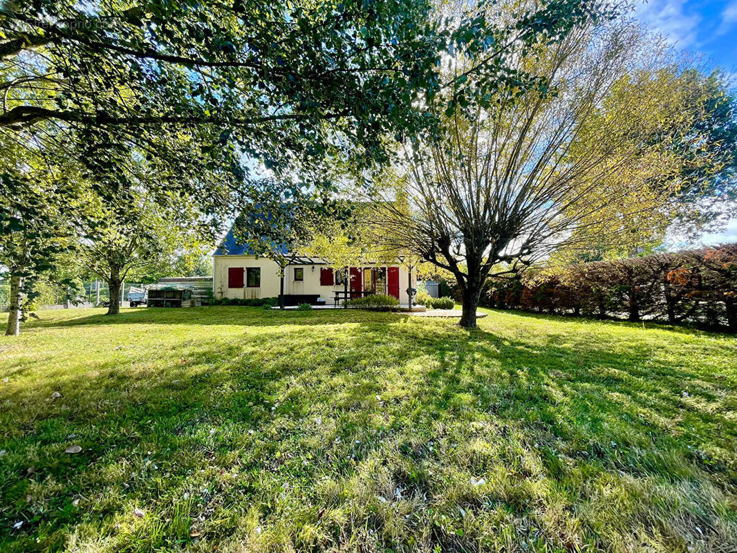 Maison à SAINT-LYPHARD
