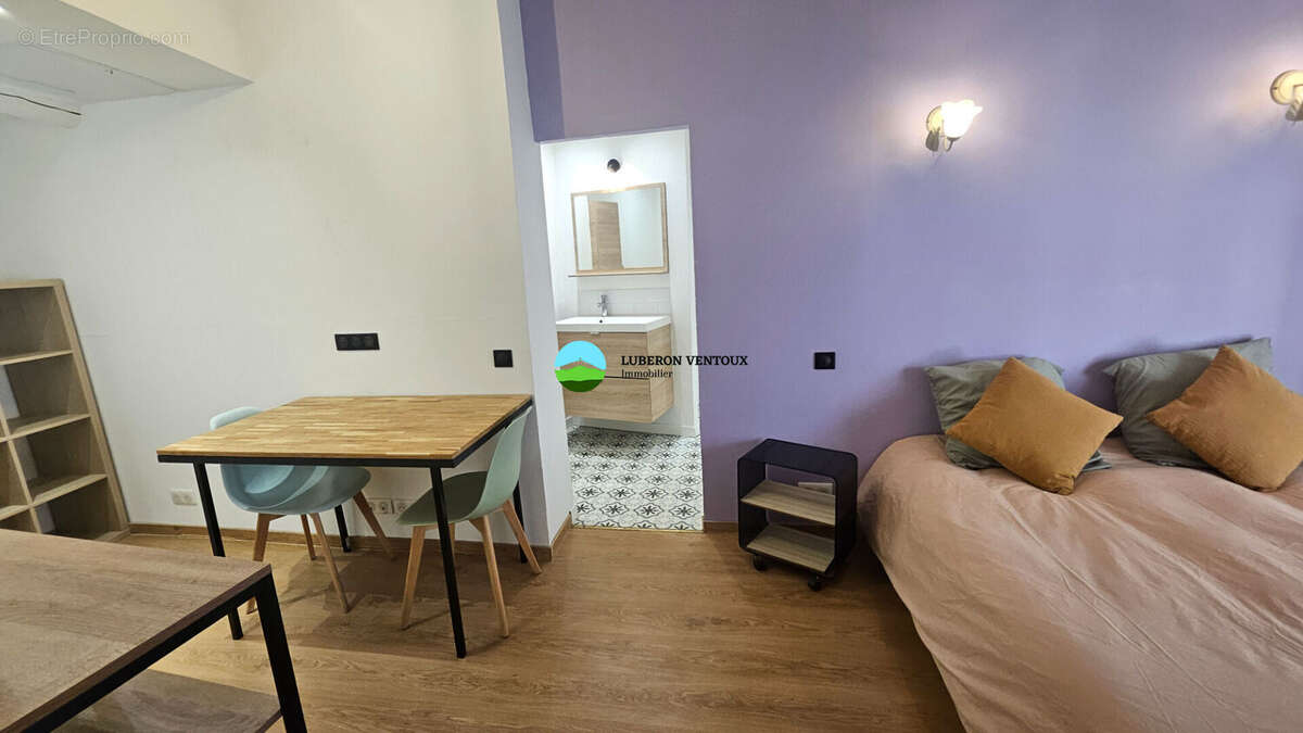 Maison à VILLES-SUR-AUZON