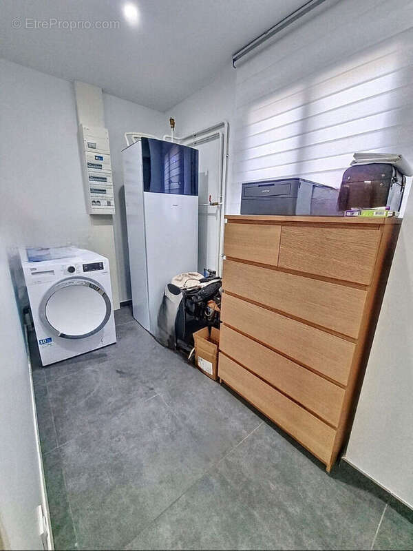 Maison à SURY-LE-COMTAL