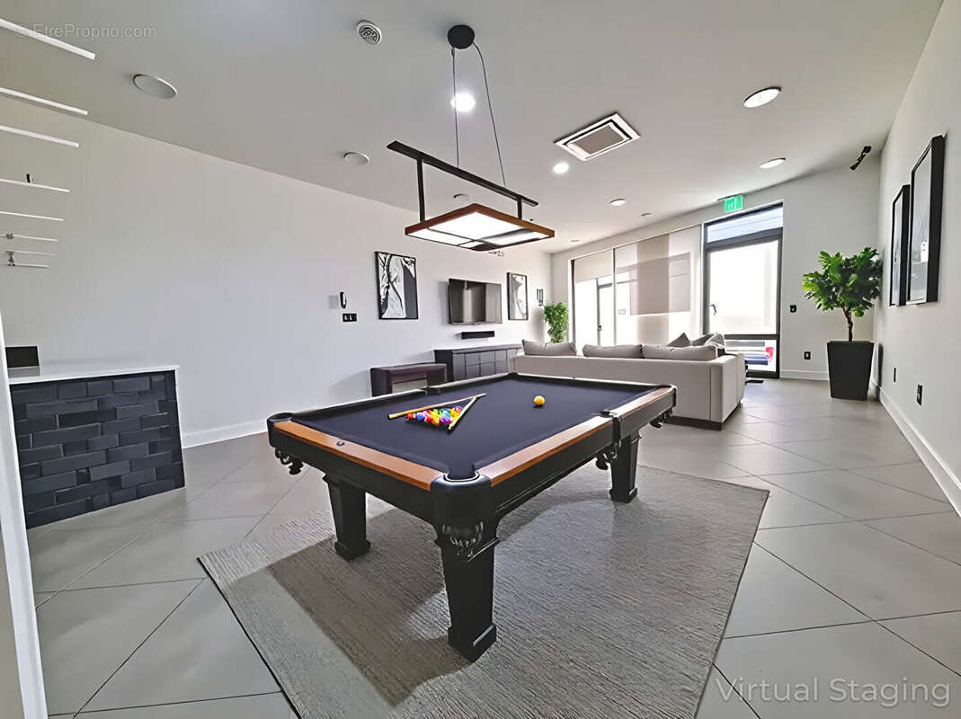 Maison à SURY-LE-COMTAL