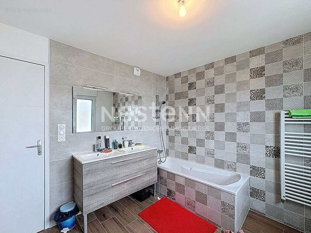 Maison à SAINT-RENAN