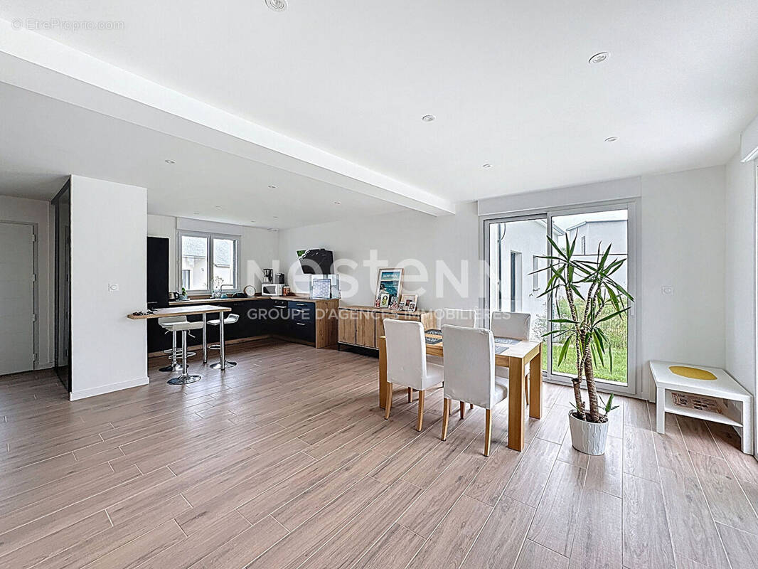 Maison à SAINT-RENAN