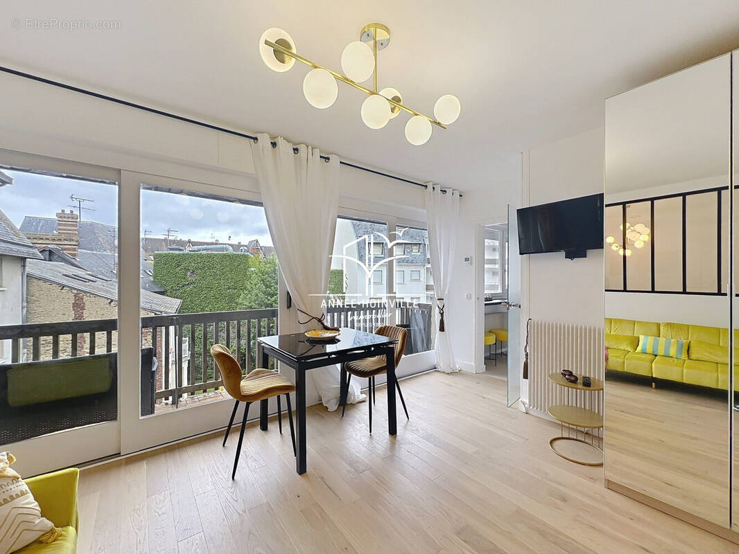 Appartement à DEAUVILLE