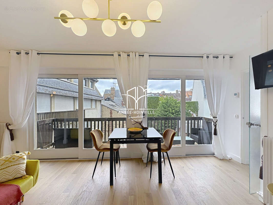 Appartement à DEAUVILLE