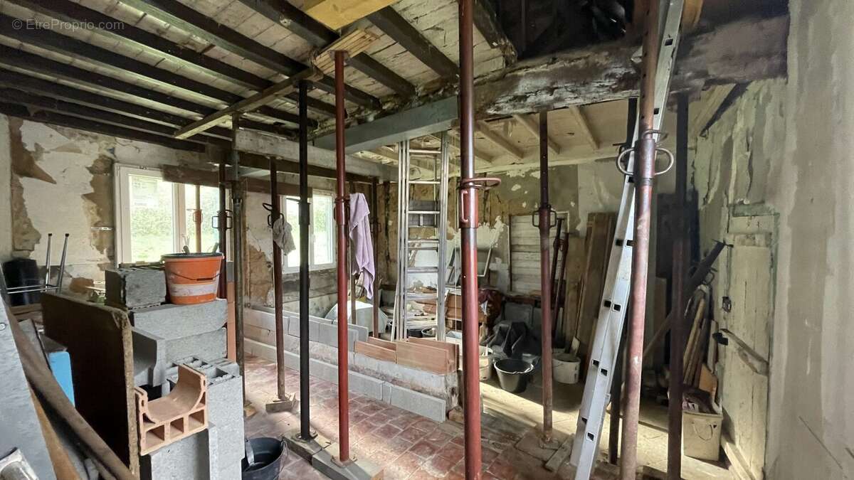 Maison à MARESQUEL-ECQUEMICOURT