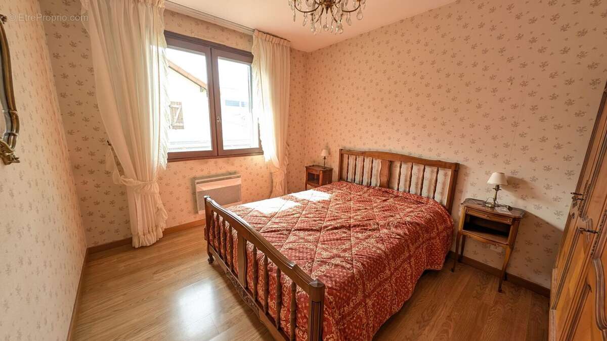 Maison à CLERMONT-FERRAND