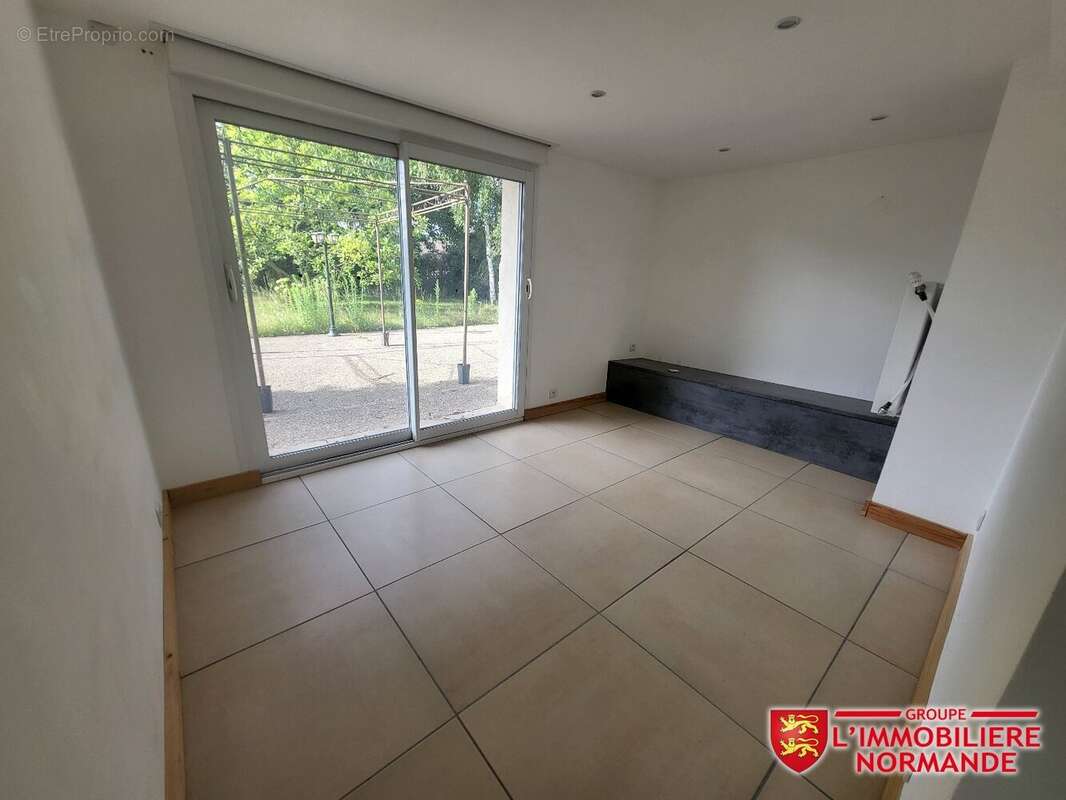 Maison à ROSNY-SUR-SEINE