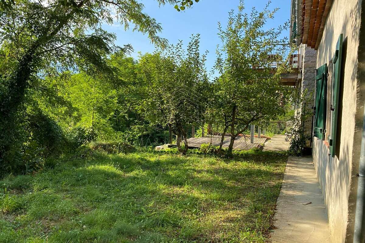 Maison à SAINT-LAURENT-DE-CERDANS