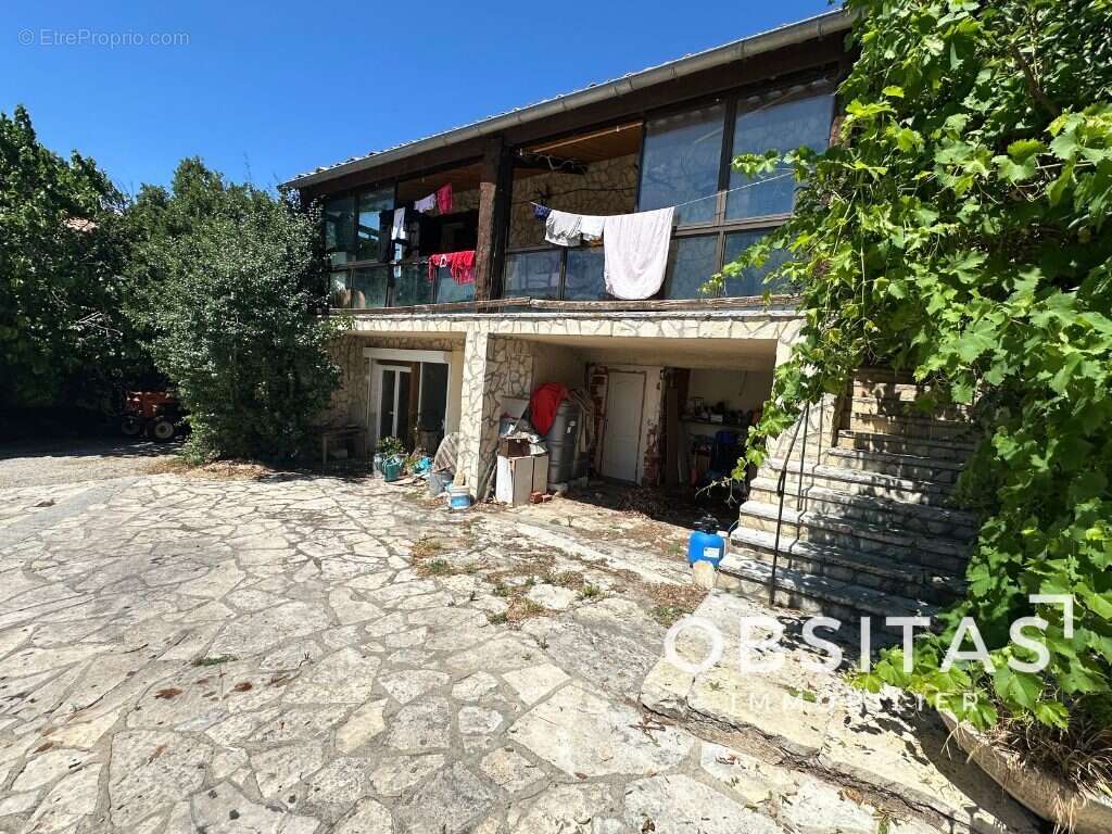 Maison à SAUMANE