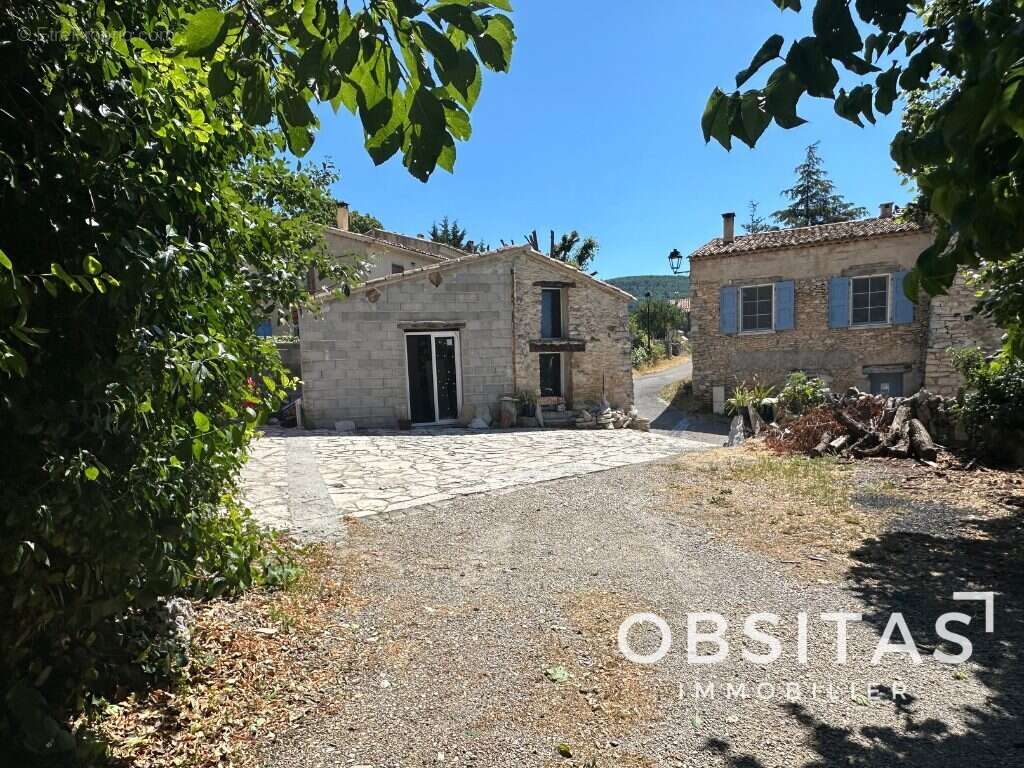 Maison à SAUMANE