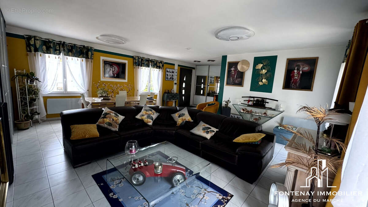 Maison à FONTENAY-LE-COMTE